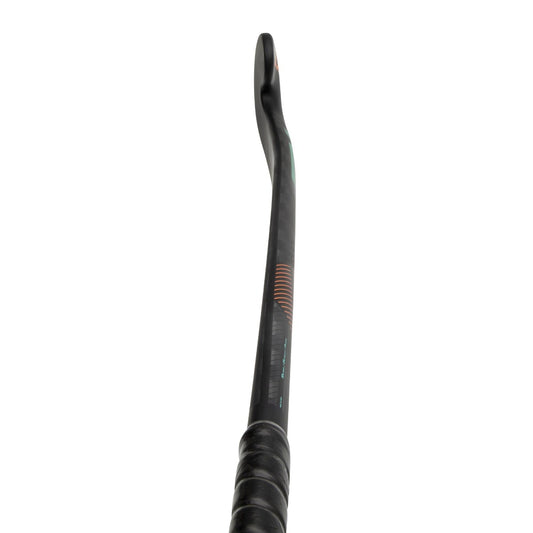 STX XT 702 field hockey stick bow shape